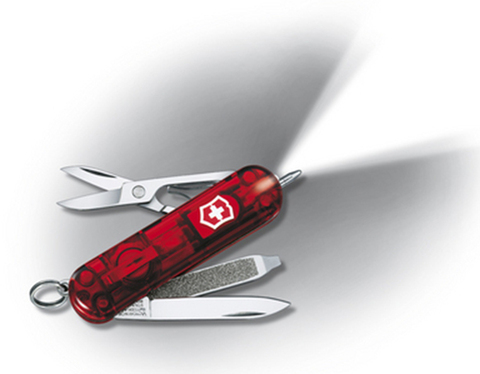 Нож-брелок Victorinox Classic Signature Lite, 58 мм, 7 функций, красный полупрозрачный 0.6226.T от прозводителя Victorinox