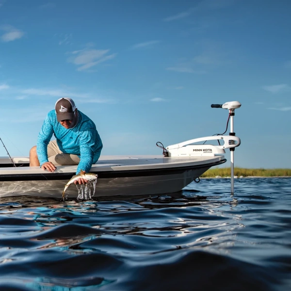 Riptide Maxxum 70 lb. / SC / L&D / Hand - 52" 1363425 от прозводителя Minn Kota